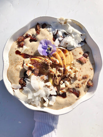 Apple Pie Smoothie Bowl